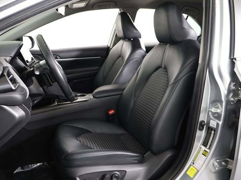 Used 2022 Toyota Camry SE FWD image 24