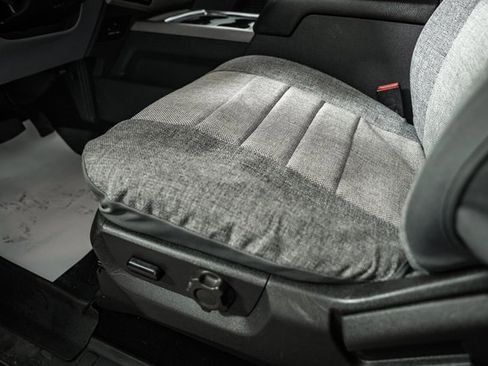 Used 2014 Ford F250 XLT w/ Snow Plow Prep Package image 39