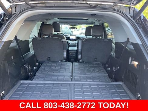 Used 2023 Ford Explorer XLT w/ Equipment Group 202A RWD image 32
