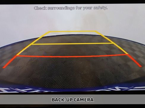Used 2021 Hyundai Venue SEL FWD image 4