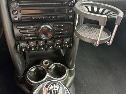 Used 2008 MINI Cooper Convertible FWD image 17