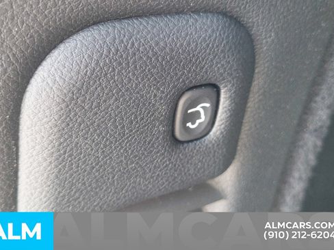 Used 2024 Dodge Durango R/T w/ Blacktop Package AWD/4WD image 9