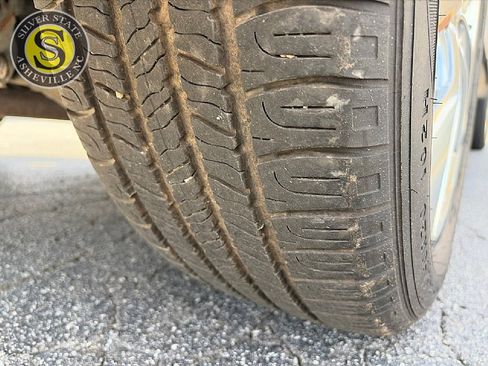 Used 2013 Ford Edge Limited image 10