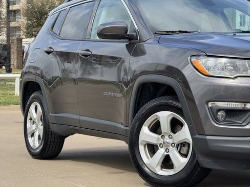 Used 2019 Jeep Compass Latitude w/ Popular Equipment Group image 3