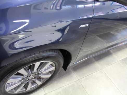 Used 2020 Toyota Sienna LE w/ LE Preferred Package AWD/4WD image 32