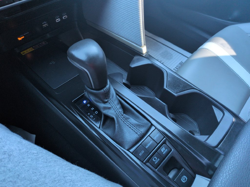 Used 2025 Toyota Camry SE FWD image 24