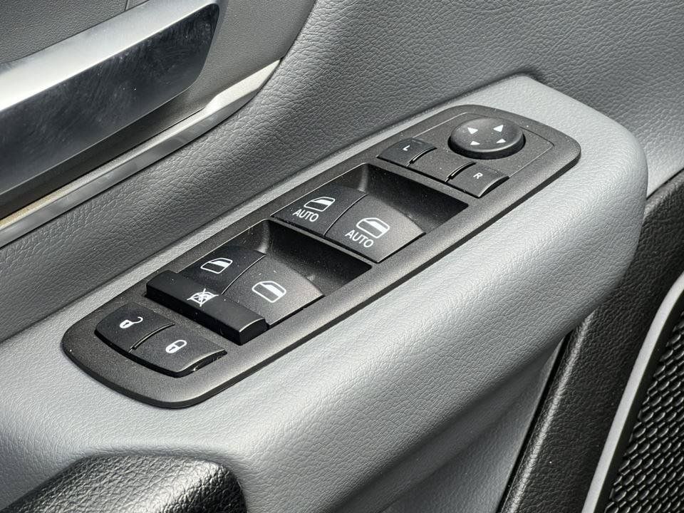 Used 2022 RAM 1500 Big Horn AWD/4WD image 14