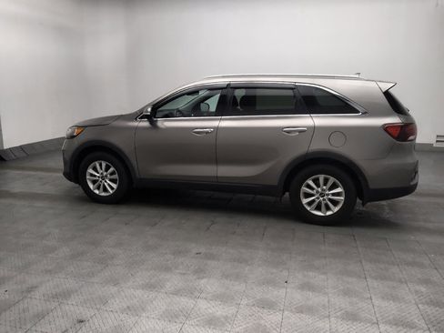 Used 2019 Kia Sorento FWD w/ LX Convenience Package image 3