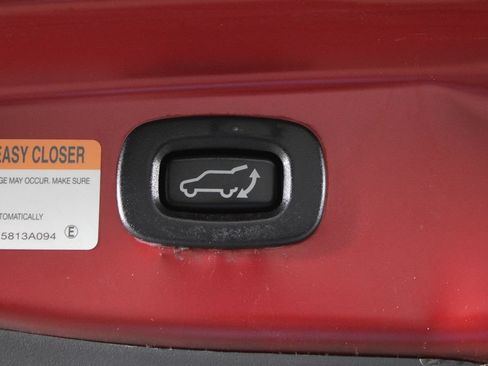 Used 2019 Mitsubishi Outlander ES AWD/4WD image 18