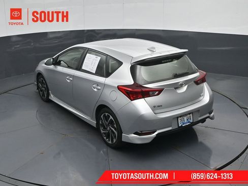 Used 2017 Toyota Corolla iM image 46