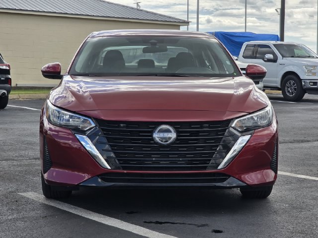 Used 2024 Nissan Sentra SV FWD image 2