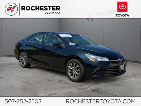 Certified 2016 Toyota Camry XLE FWD image 1