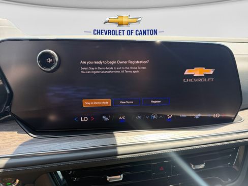 New 2026 Chevrolet Suburban LT w/ Advanced Technology Package RWD image 27