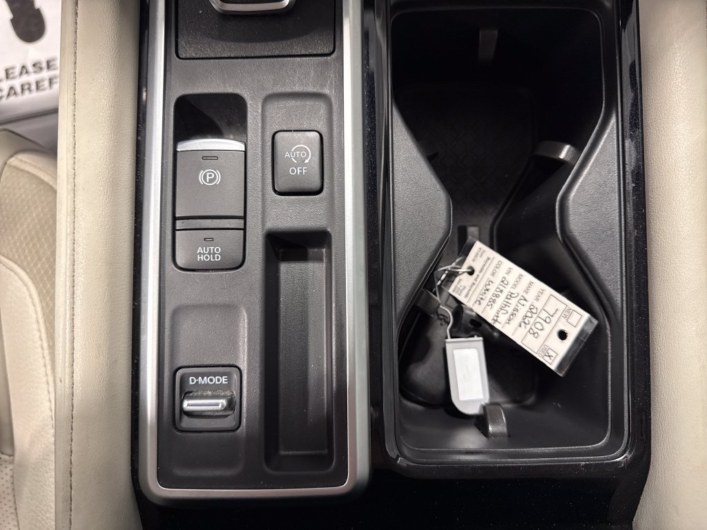 Used 2026 Nissan Pathfinder SL FWD image 22