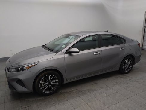 Used 2024 Kia Forte LXS FWD image 2