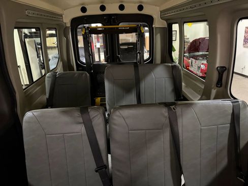 Used 2015 Ford Transit 250 148 Medium Roof image 34