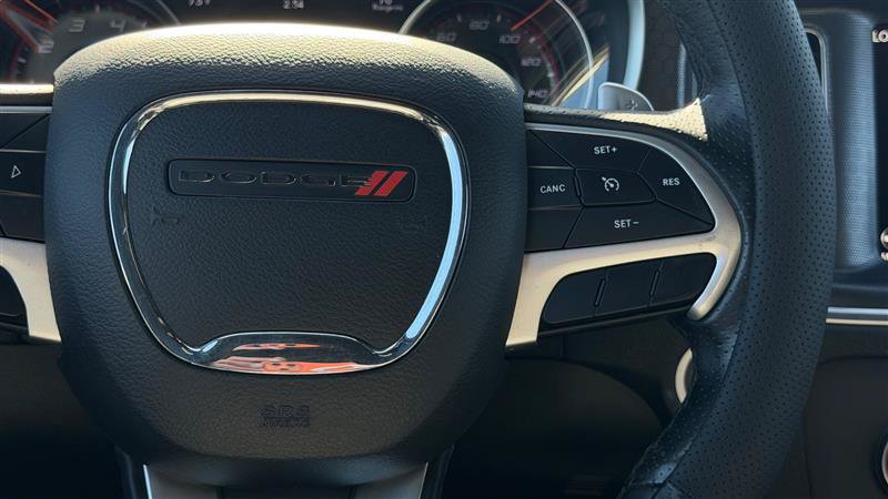 Used 2018 Dodge Charger R/T w/ Navigation & Travel Group RWD image 32
