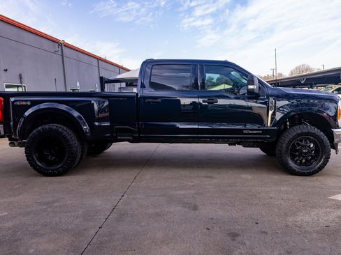 Used 2023 Ford F350 XLT image 11