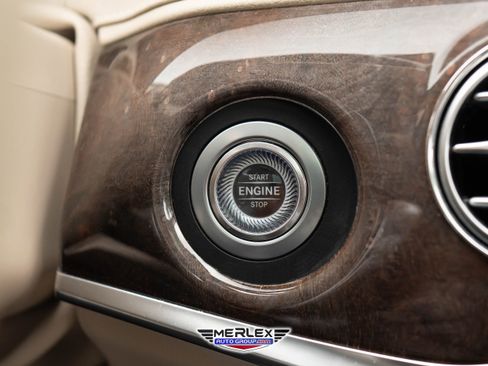 Used 2019 Mercedes-Benz S 560 Sedan image 33