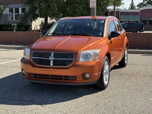 Used 2011 Dodge Caliber Mainstreet FWD image 4