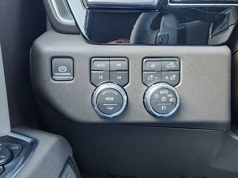 New 2026 GMC Sierra 1500 SLT w/ SLT Premium Plus Package image 20