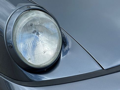 Used 1990 Porsche 911 Carrera image 33