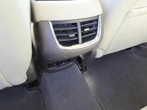 Used 2024 Chevrolet Malibu LT FWD image 14