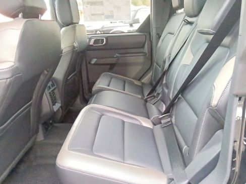 New 2025 Ford Bronco Outer Banks image 28