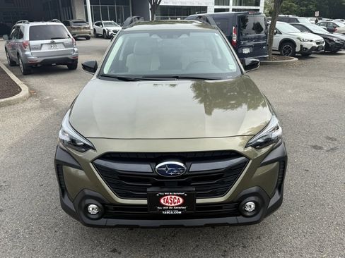 Certified 2025 Subaru Outback Premium image 2