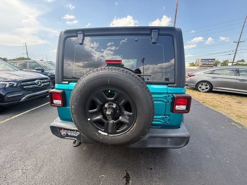 Used 2020 Jeep Wrangler Unlimited Sport AWD/4WD image 4