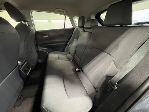 Used 2022 Toyota Venza LE image 26