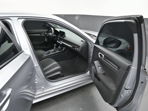 Used 2024 Honda Civic Sport image 13