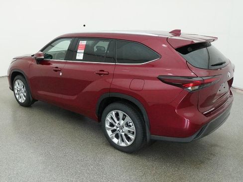 New 2026 Toyota Highlander Limited image 89