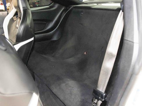 Used 2021 Ford Mustang Shelby GT500 w/ Carbon Fiber Track Pack image 38