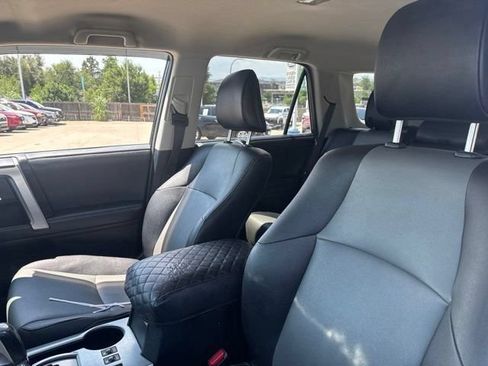 Used 2018 Toyota 4Runner SR5 Premium AWD/4WD image 10