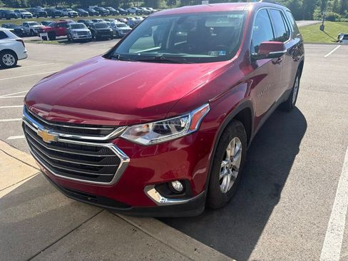 Used 2020 Chevrolet Traverse LT AWD/4WD image 9