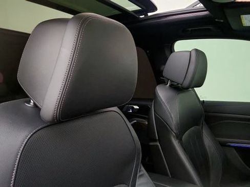 Used 2022 BMW X5 sDrive40i w/ M Sport Package RWD image 36
