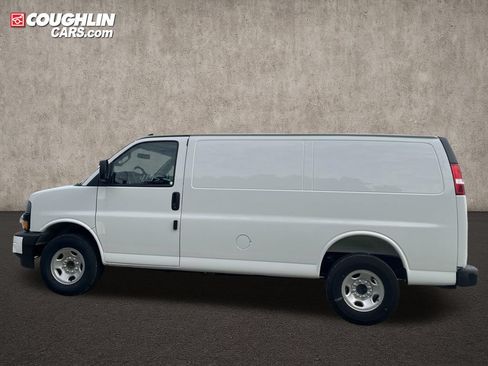 New 2026 Chevrolet Express 3500 w/ Driver Convenience Package RWD image 2