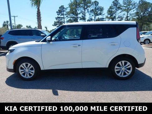 Certified 2025 Kia Soul LX image 8
