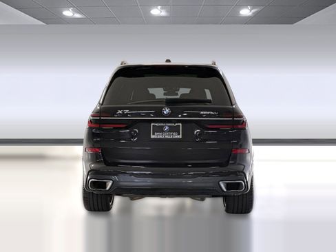 Certified 2023 BMW X7 xDrive40i w/ M Sport Package image 9
