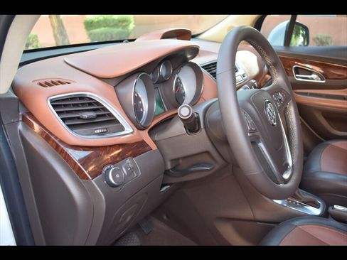 Used 2015 Buick Encore Leather FWD image 15