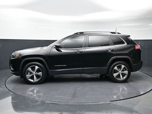 Used 2022 Jeep Cherokee Limited image 8