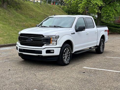 Used 2019 Ford F150 XLT w/ Equipment Group 302A Luxury AWD/4WD image 25