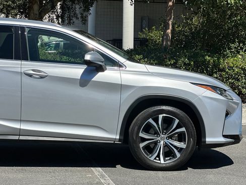 Used 2017 Lexus RX 350 AWD w/ Premium Package image 35