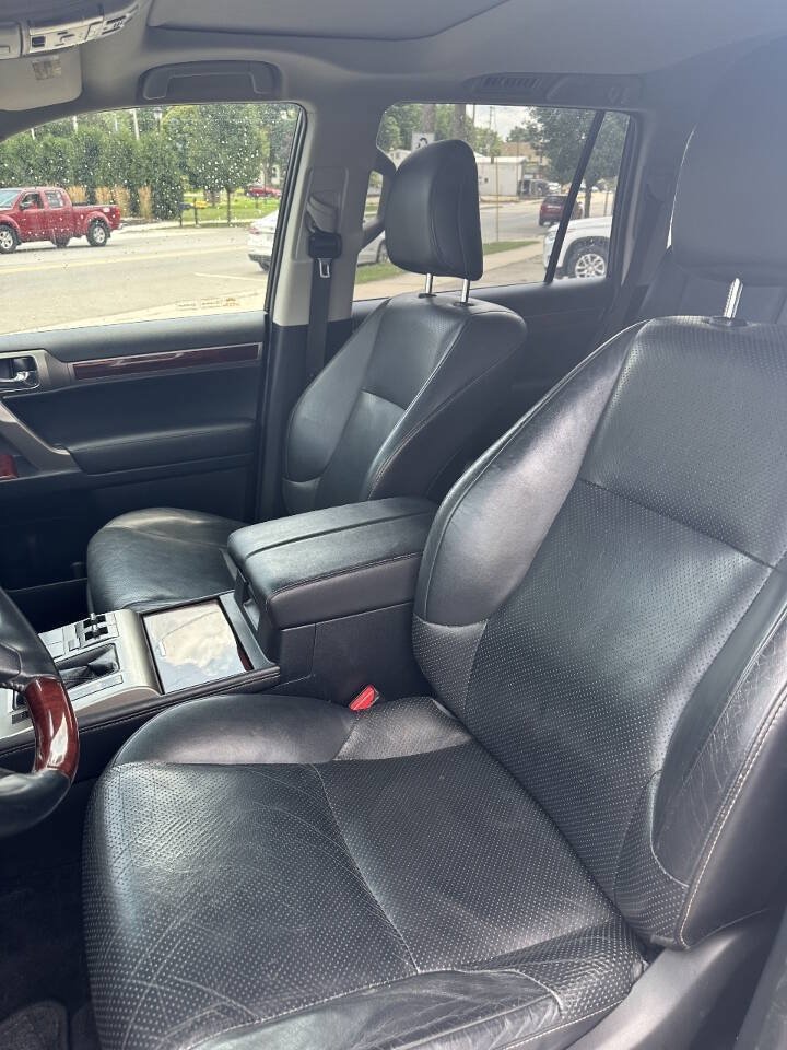 Used 2011 Lexus GX 460 w/ Comfort Plus Pkg AWD/4WD image 12