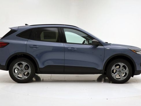 New 2026 Ford Escape ST-Line w/ Tech Pack #1 image 3