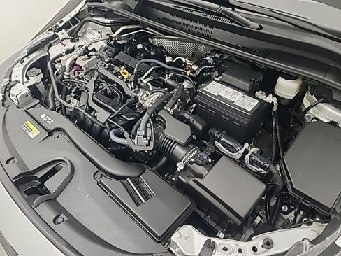 Used 2025 Toyota Corolla LE image 37