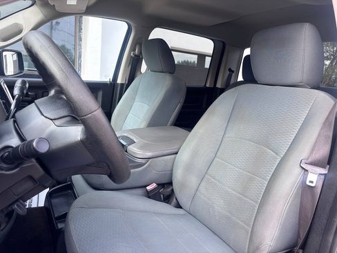 Used 2014 RAM 1500 Express AWD/4WD image 16