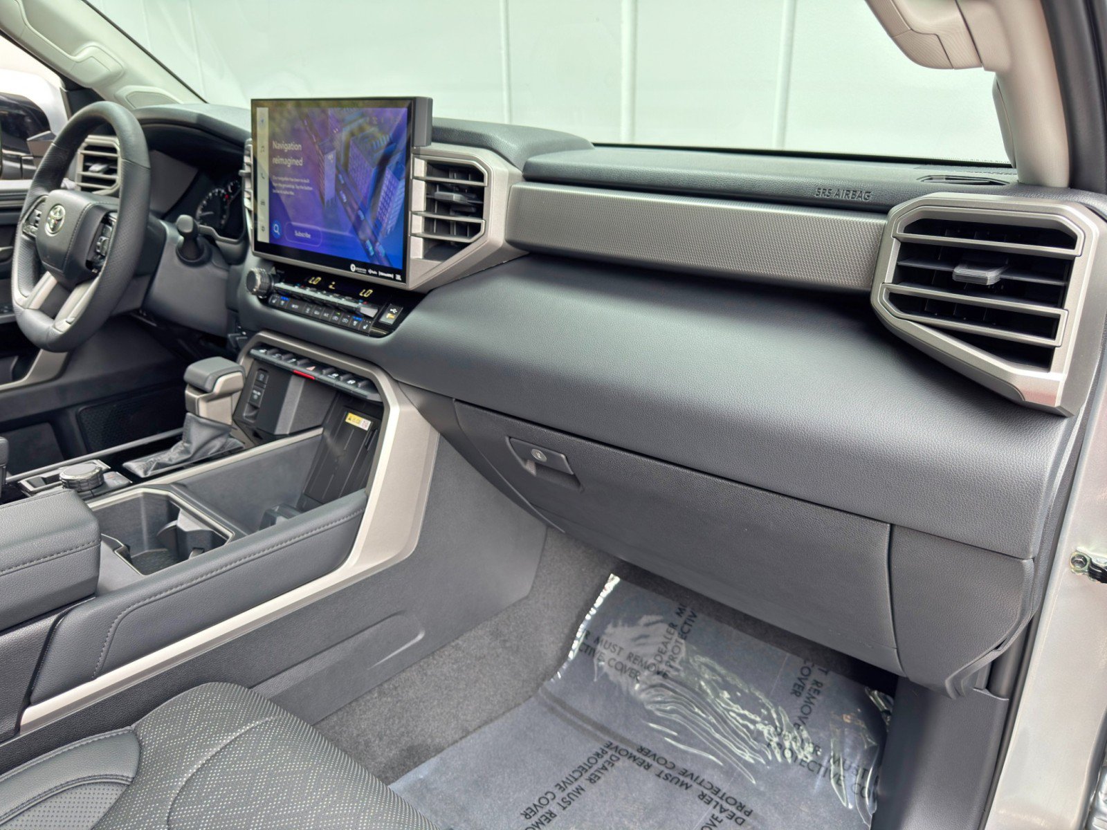Used 2022 Toyota Tundra Limited AWD/4WD image 15