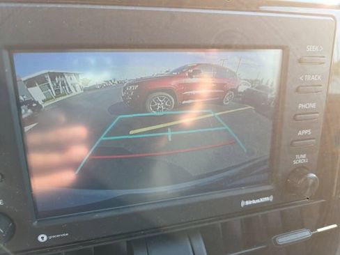 Used 2022 Toyota RAV4 LE image 15